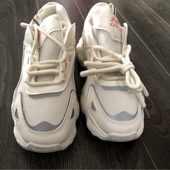 brand new with sticker chunky sneakers - Picture 1 of 6